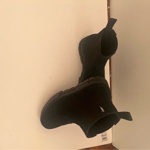 Puma boots man wear good condition